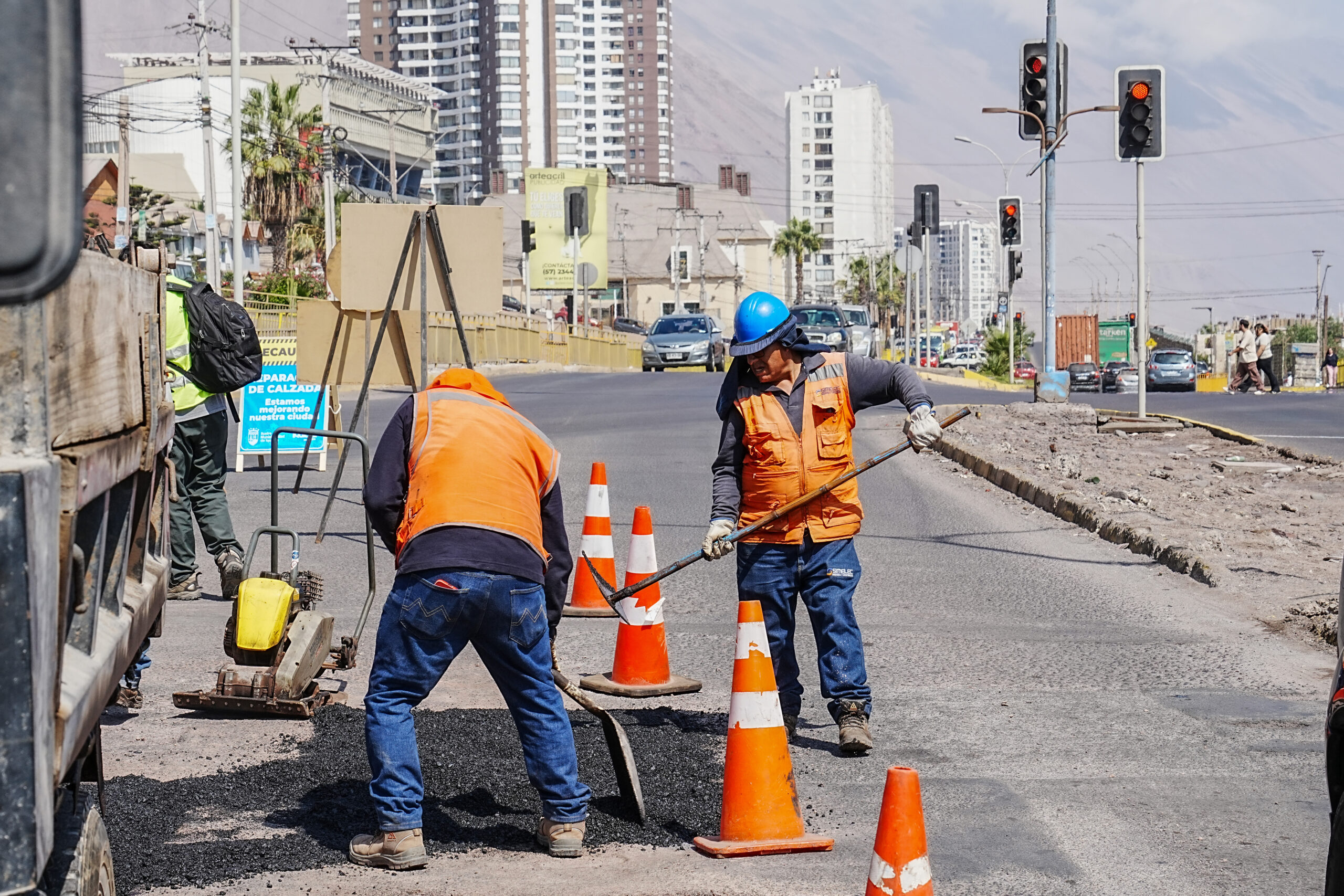 REPARACIÓN DE EMERGENCIA EN CALZADAS 1 2