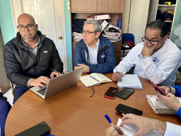 Autoridades y CGE coordinan acciones para normalizar luminarias públicas en Iquique