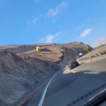 Container se desprende de camión y obliga a cerrar pista de subida en la Cuesta El Pampino