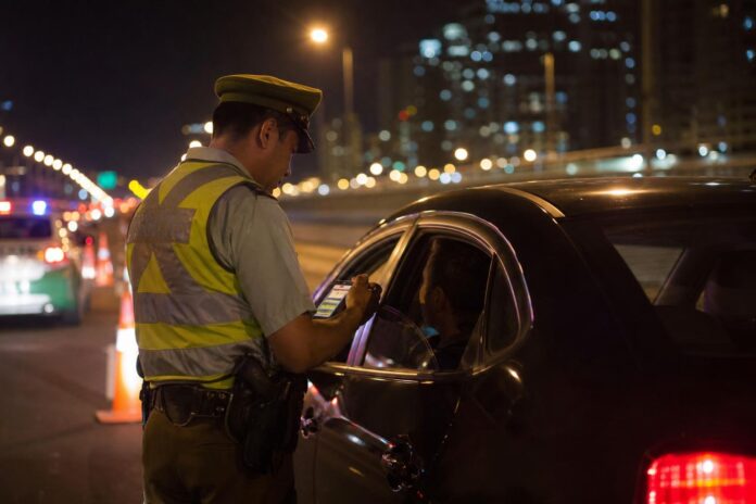 Dos detenidos por conducir a exceso de velocidad en la Costanera Norte