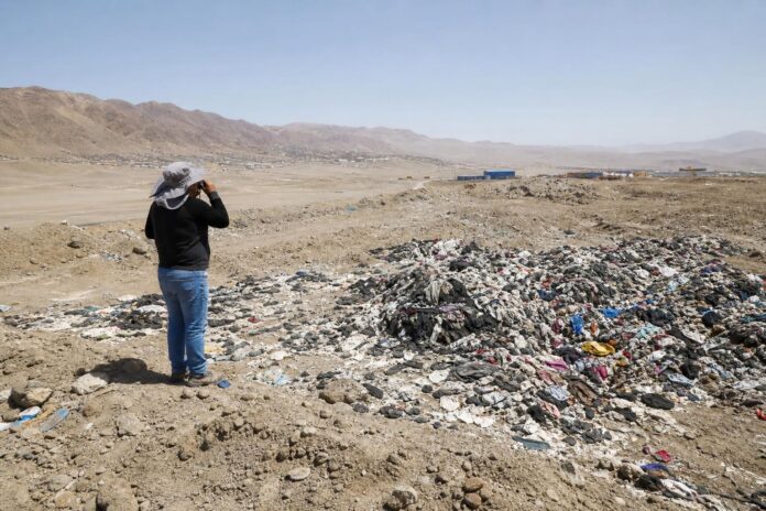 Estado aún no cumple fallo que ordena reparar vertederos textiles en Alto Hospicio