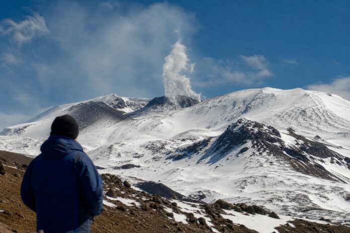 Amplían a dos kilómetros el perímetro de seguridad del Complejo Volcánico Nevados de Chillán