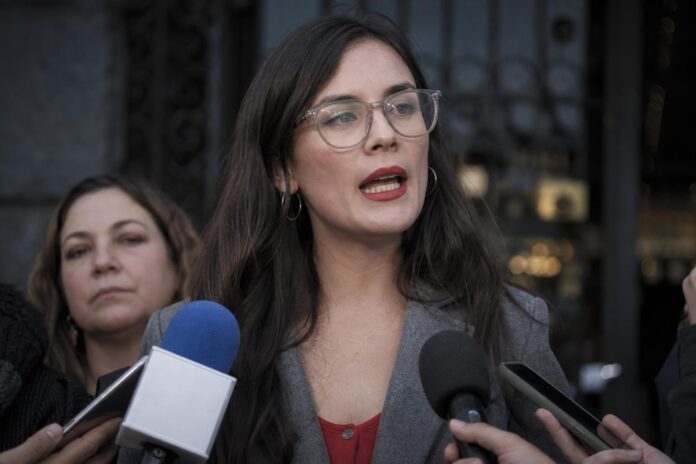 Camila Vallejo critica intervención de José Antonio Kast ante la Asamblea General de la ONU
