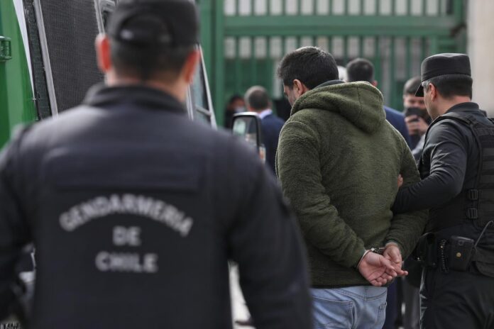 Fiscalía acusa a dirigente de Anfup de manipular elecciones y facilitar red de corrupción en Santiago 1
