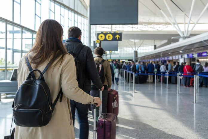 Autoridades entregan recomendaciones para viajes en avión durante Fiestas Patrias