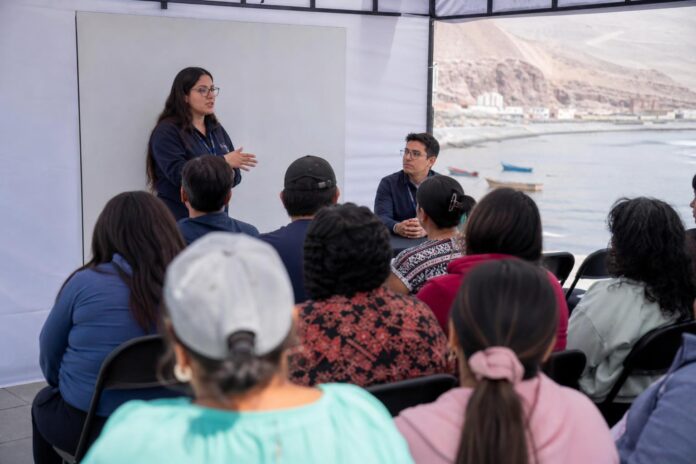 Fiscalía Móvil acercó orientación y servicios a vecinos de Caleta Chipana