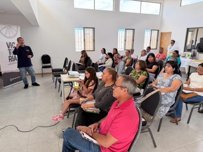 Organizaciones territoriales de Pica participaron en jornada de capacitación comunitaria