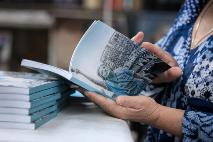 Presentan libro biográfico sobre Zunilda González, reconocida hincha de Deportes Iquique