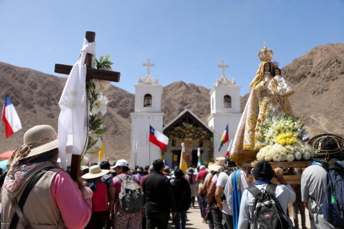 Santuario de Livilcar vivió jornada central de la Fiesta de la Virgen de Las Peñas