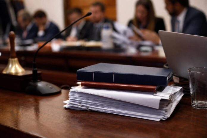 Oposición exige la salida del ministro de Justicia y prepara acusación constitucional