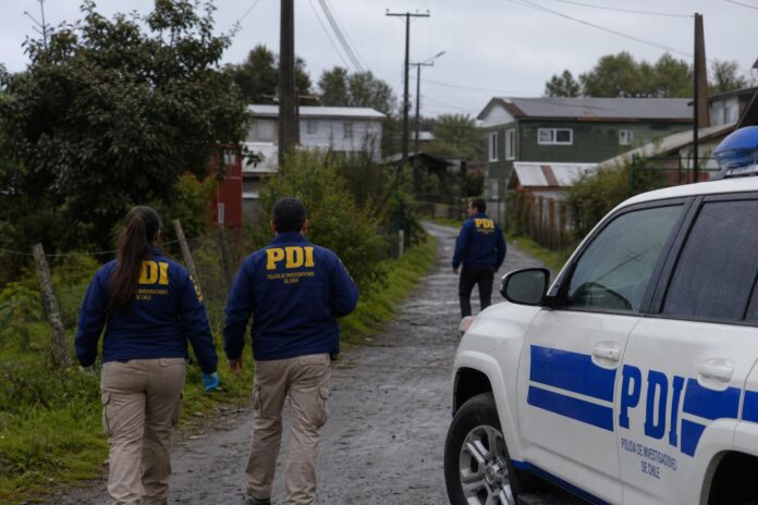 Investigan muerte de joven de 18 años hallado con un impacto de bala en Valdivia