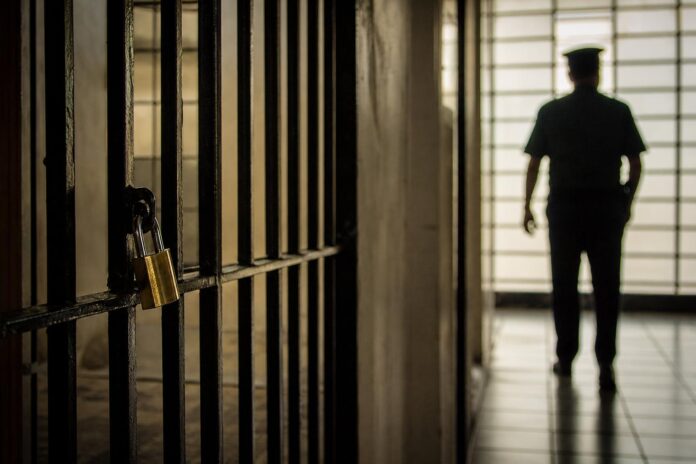 Gobierno busca suspender rebajas de pena concedidas a condenados por delitos sexuales y crímenes de dictadura