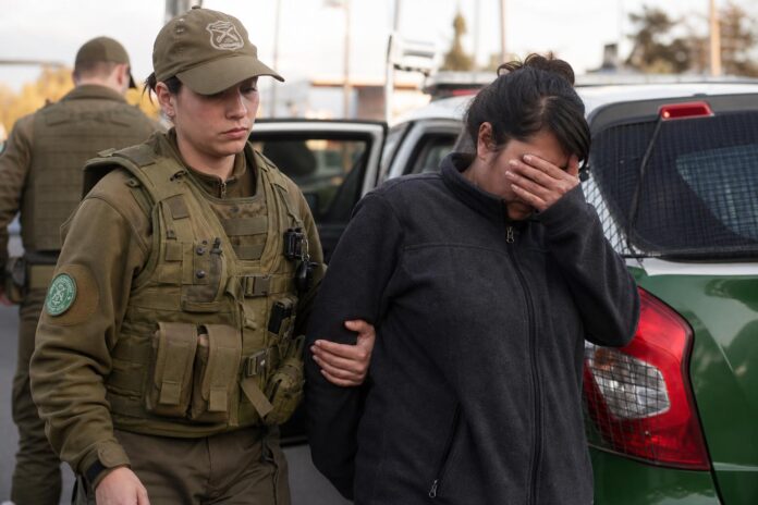 Decretan prisión preventiva para mujer imputada por secuestro y homicidio de adolescente en Buin