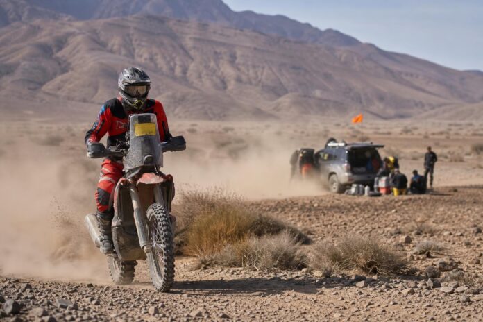 Nacho Cornejo supera problemas mecánicos y termina quinto en la cuarta etapa del Rally de Marruecos