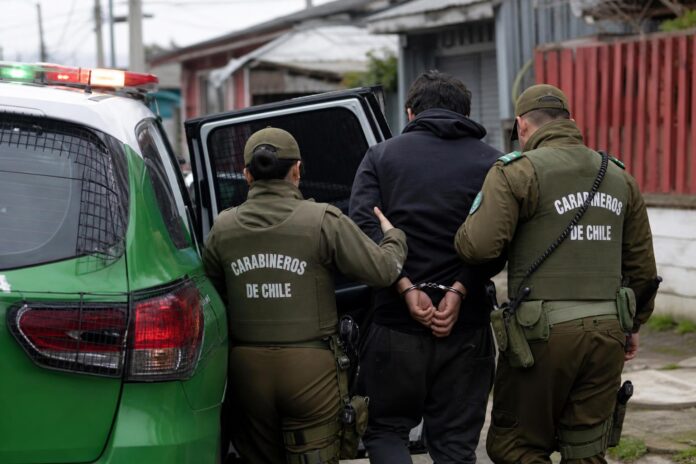 Detienen a conductor que habría atropellado fatalmente a madre frente a jardín infantil en Valdivia