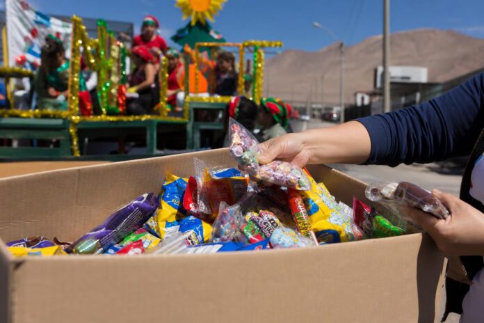 Concejo de Alto Hospicio aprueba más de $87 millones para comprar dulces de Navidad