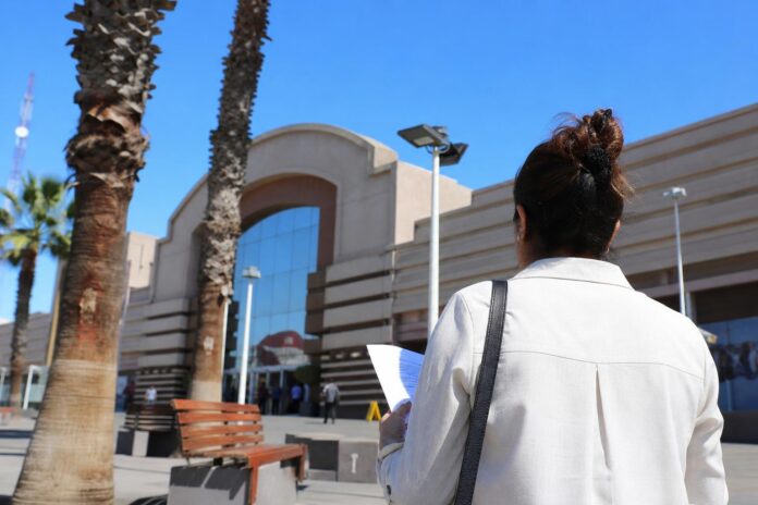 Juzgado laboral de Iquique ordena pago de $18,2 millones a trabajadora del Mall Zofri
