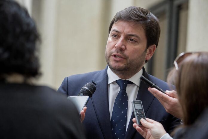 Diputado Romero califica de lamentable la salida del subsecretario de Justicia Luis Silva