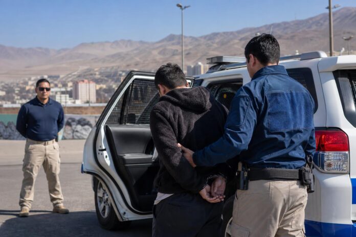 En prisión preventiva quedó imputado por robo de vehículo en el sector sur de Iquique