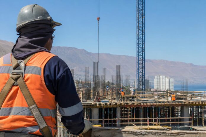 Minvu proyecta generar 5.076 empleos en Tarapacá durante el último cuatrimestre de 2026