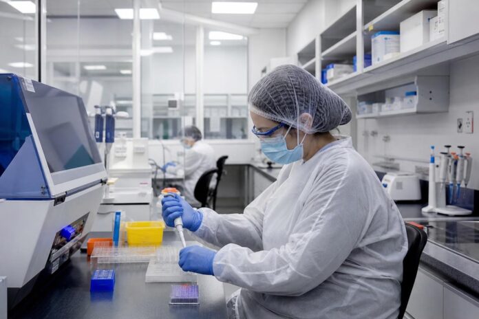 Subsecretaría de Salud destaca nuevo laboratorio regional y refuerza prevención del cáncer de mama en Tarapacá