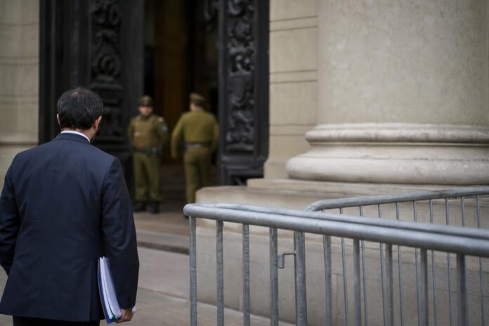 Partido Republicano respalda a ministro de Justicia en polémica por rebaja de condenas