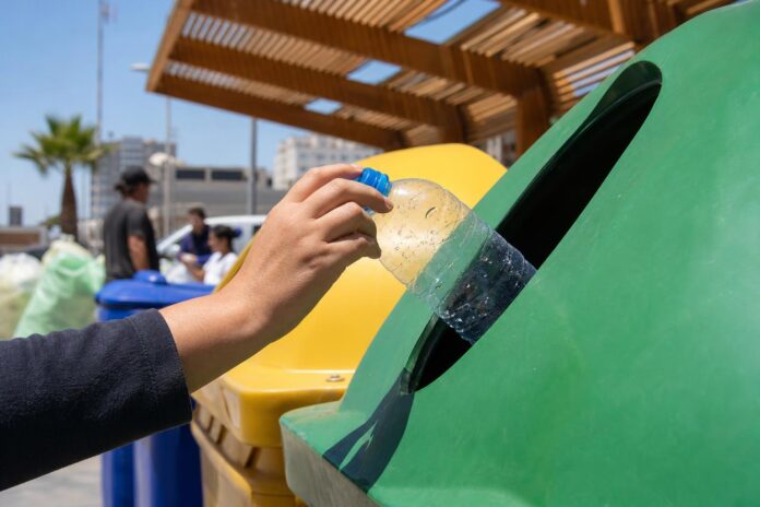 Tarapacá se suma a campaña que promueve el reciclaje de botellas plásticas en apoyo a la Teletón